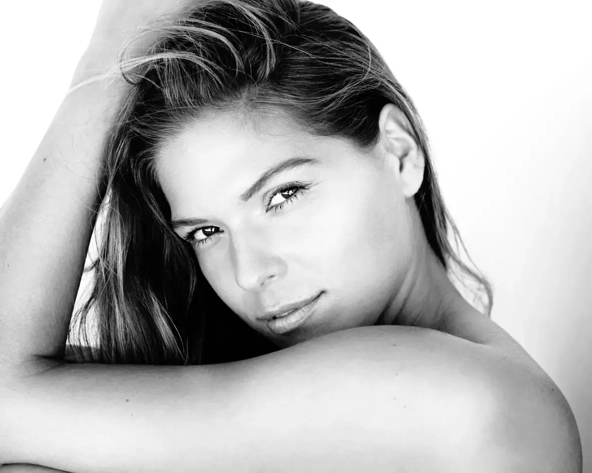 Buccal fat removal by a plastic surgeon in Vienna